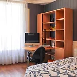 Lovely Flat Close To Eiffel Tower 아파트 *