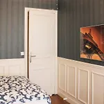 Lovely Flat Close To Eiffel Tower 아파트 파리
