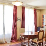 Lovely Flat Close To Eiffel Tower *