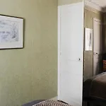 Lovely Flat Close To Eiffel Tower
