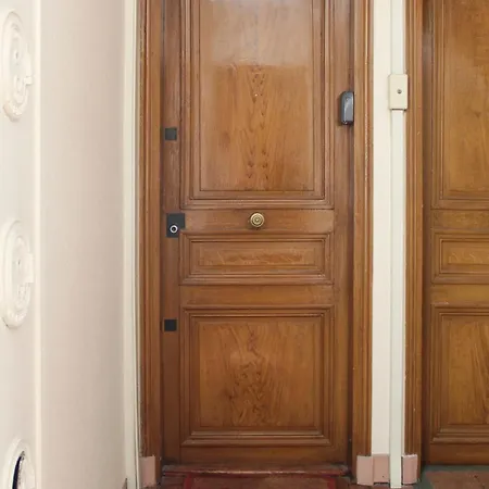 Lovely Flat Close To Eiffel Tower *