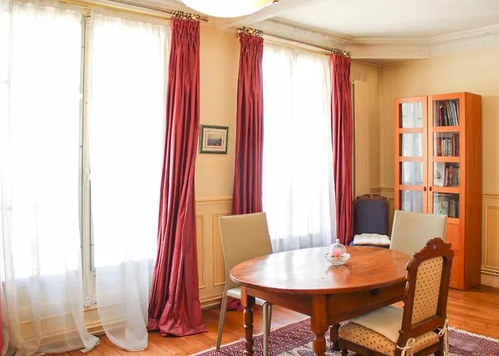 Апартаменты Lovely Flat Close To Eiffel Tower *
