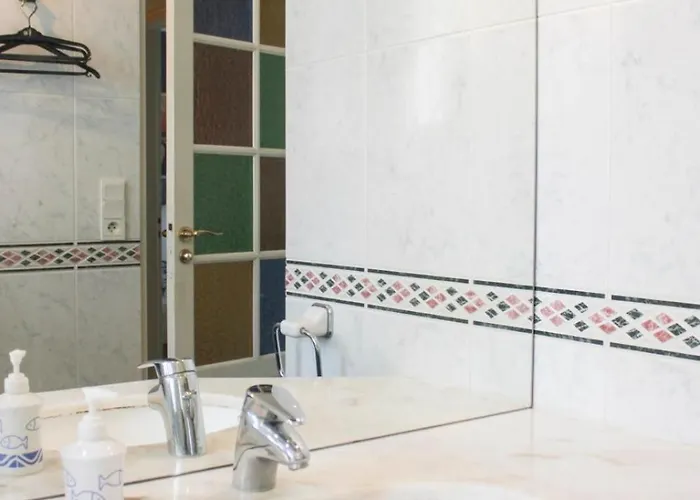 Lovely Flat Close To Eiffel Tower Апартаменты *