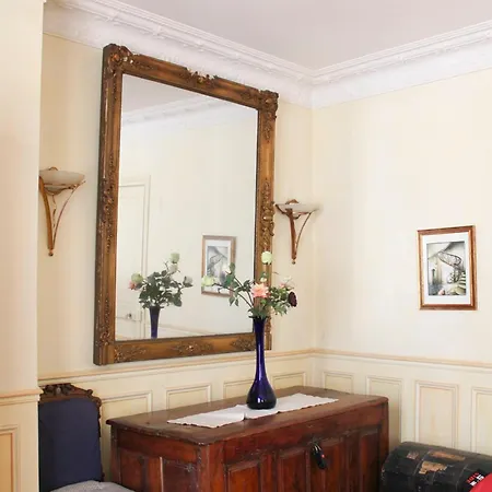 Lovely Flat Close To Eiffel Tower