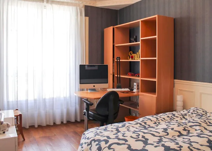Lovely Flat Close To Eiffel Tower 아파트 *